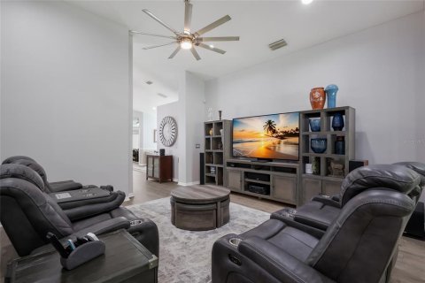 Villa ou maison à vendre à Apollo Beach, Floride: 4 chambres, 243.31 m2 № 2427354 - photo 10