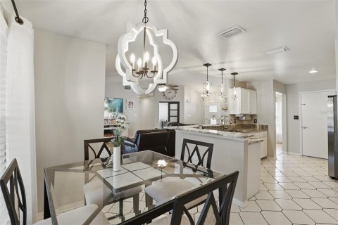Casa en venta en Clermont, Florida, 3 dormitorios, 185.8 m2 № 1532070 - foto 13