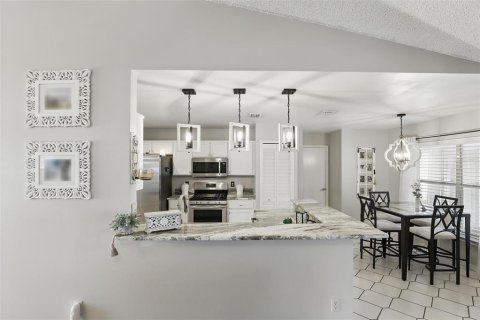 Casa en venta en Clermont, Florida, 3 dormitorios, 185.8 m2 № 1532070 - foto 9