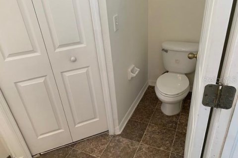 House in Valrico, Florida 4 bedrooms, 125.7 sq.m. № 1798214 - photo 10