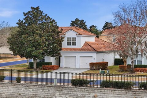 House in Kissimmee, Florida 5 bedrooms, 213.4 sq.m. № 2105501