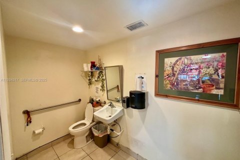 Immobilier commercial à vendre à Cutler Bay, Floride № 2171468 - photo 4