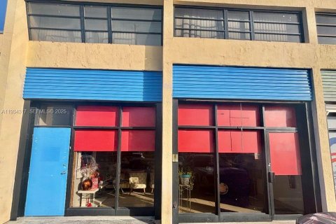 Immobilier commercial à Cutler Bay, Floride № 2171468
