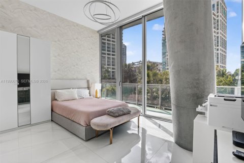 Condominio en venta en Miami, Florida, 5 dormitorios, 366.96 m2 № 2255511 - foto 23