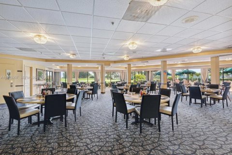 Condominio en venta en Pembroke Pines, Florida, 2 dormitorios, 108.7 m2 № 1983787 - foto 21