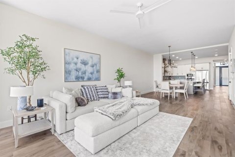 Condo in Melbourne Beach, Florida, 3 bedrooms  № 1580800 - photo 9