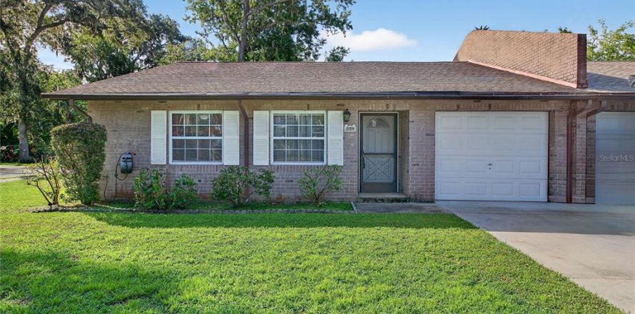 House in Holly Hill, Florida 2 bedrooms, 105.17 sq.m. № 1916988