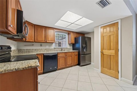 House in Holly Hill, Florida 2 bedrooms, 105.17 sq.m. № 1916988 - photo 6