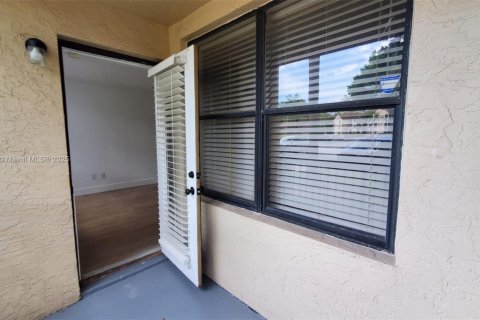 Condominio en alquiler en Pompano Beach, Florida, 1 dormitorio, 55.74 m2 № 1897101 - foto 20