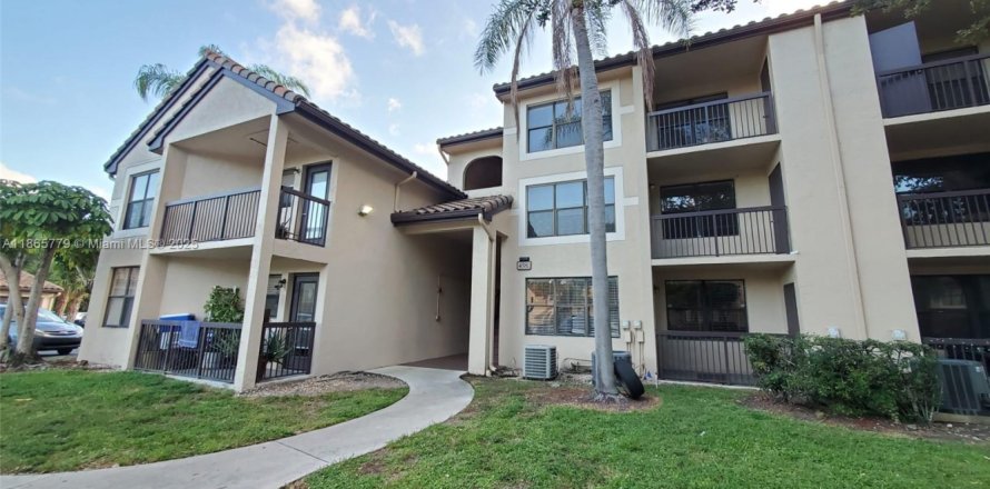 Condominio en Pompano Beach, Florida, 1 dormitorio № 1897101