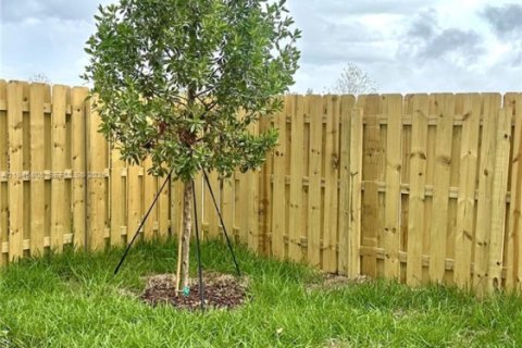 Adosado en alquiler en Homestead, Florida, 3 dormitorios, 162.49 m2 № 2019865 - foto 24