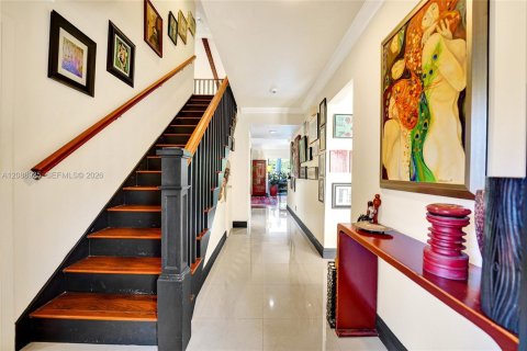 Touwnhouse à vendre à Hollywood, Floride: 3 chambres, 218.32 m2 № 2374762 - photo 6