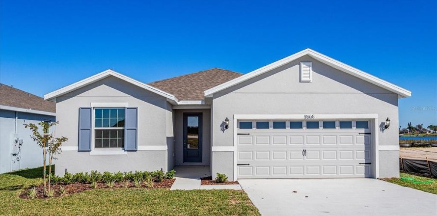 House in Lady Lake, Florida 4 bedrooms, 163.32 sq.m. № 1835933