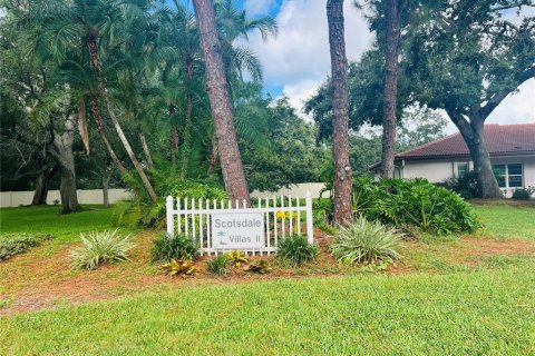 House in Dunedin, Florida 2 bedrooms, 92.44 sq.m. № 1894990 - photo 2