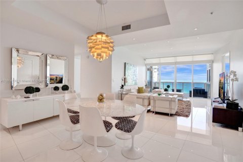 Copropriété à louer à Sunny Isles Beach, Floride: 2 chambres, 201.97 m2 № 1957674 - photo 12