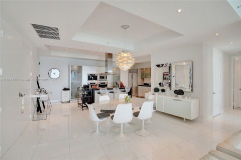 Copropriété à louer à Sunny Isles Beach, Floride: 2 chambres, 201.97 m2 № 1957674 - photo 20