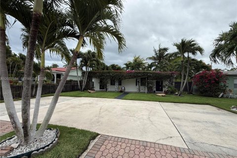 Villa ou maison à louer à Lantana, Floride: 1 chambre, 51.1 m2 № 2172194 - photo 10
