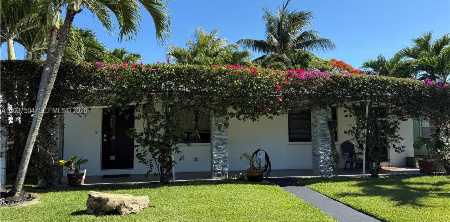 Villa ou maison à Lantana, Floride 1 chambre, 51.1 m2 № 2172194