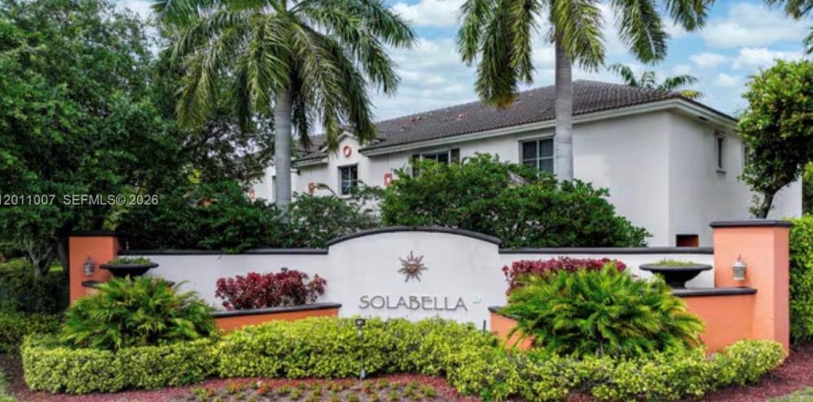 Adosado en Miami Gardens, Florida 2 dormitorios, 105.91 m2 № 2075249