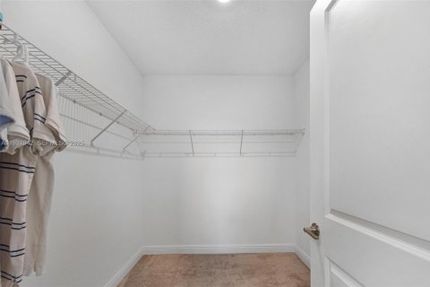 Townhouse in Deerfield Beach, Florida 3 bedrooms, 170.01 sq.m. № 1994900 - photo 26