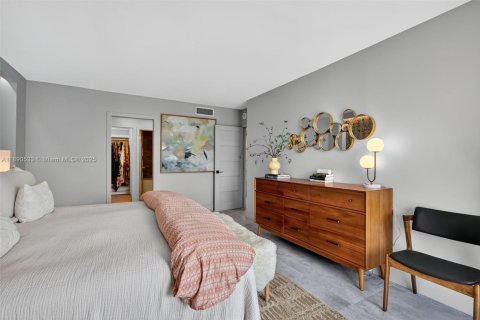 Купить кондоминиум в Санни-Айлс-Бич, Флорида 2 спальни, 141.3м2, № 1943345 - фото 23