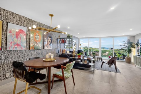 Купить кондоминиум в Санни-Айлс-Бич, Флорида 2 спальни, 141.3м2, № 1943345 - фото 4