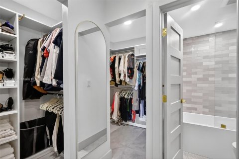 Купить кондоминиум в Санни-Айлс-Бич, Флорида 2 спальни, 141.3м2, № 1943345 - фото 25