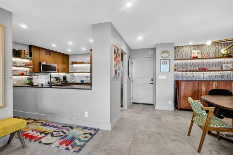 Купить кондоминиум в Санни-Айлс-Бич, Флорида 2 спальни, 141.3м2, № 1943345 - фото 11