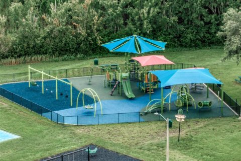 House in Sebring, Florida 4 bedrooms, 164.72 sq.m. № 2068691 - photo 28