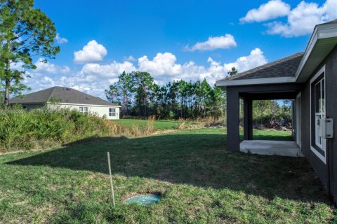 House in Sebring, Florida 4 bedrooms, 164.72 sq.m. № 2068691 - photo 25