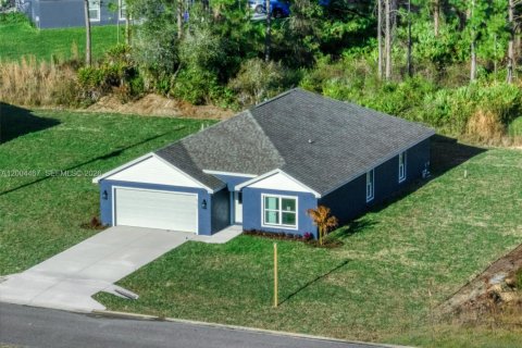 House in Sebring, Florida 4 bedrooms, 164.72 sq.m. № 2068691