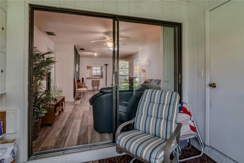 Copropriété à vendre à Largo, Floride: 2 chambres, 87.79 m2 № 2258873 - photo 10