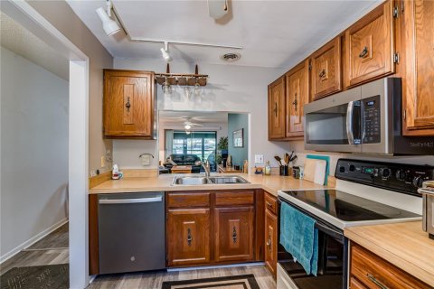 Copropriété à vendre à Largo, Floride: 2 chambres, 87.79 m2 № 2258873 - photo 17