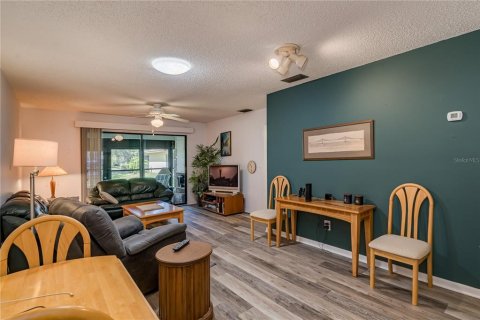 Copropriété à vendre à Largo, Floride: 2 chambres, 87.79 m2 № 2258873 - photo 5
