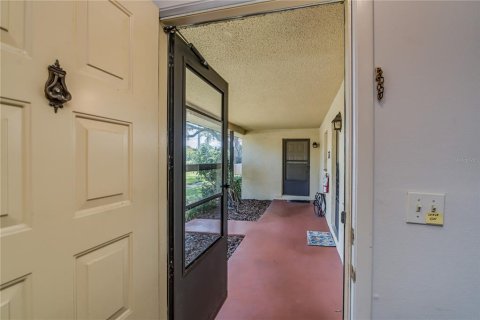 Copropriété à vendre à Largo, Floride: 2 chambres, 87.79 m2 № 2258873 - photo 3
