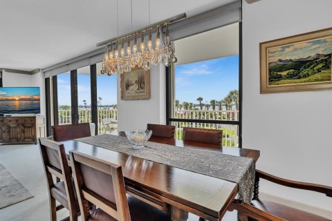 Condo in Palm Beach, Florida, 2 bedrooms  № 2261864 - photo 5