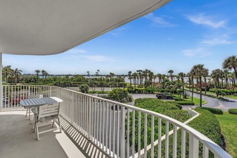 Condo in Palm Beach, Florida, 2 bedrooms  № 2261864 - photo 25