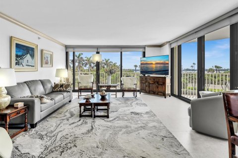 Condo in Palm Beach, Florida, 2 bedrooms  № 2261864 - photo 4