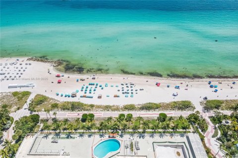 Condo in Miami Beach, Florida, 2 bedrooms  № 1867094 - photo 4