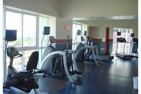 Condo in Miami, Florida, 2 bedrooms № 1990073 - photo 24