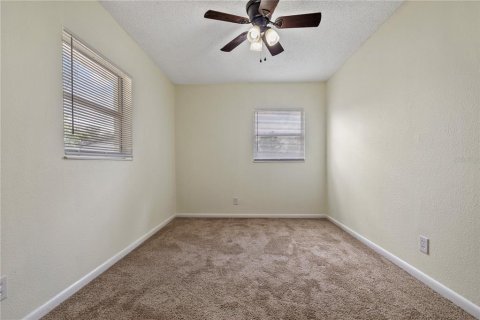 Casa en venta en Seffner, Florida, 3 dormitorios, 91.51 m2 № 2216114 - foto 15