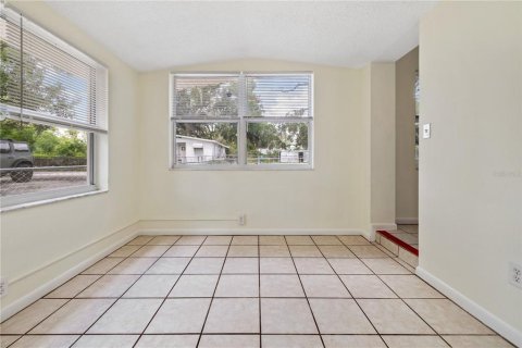 Casa en venta en Seffner, Florida, 3 dormitorios, 91.51 m2 № 2216114 - foto 9