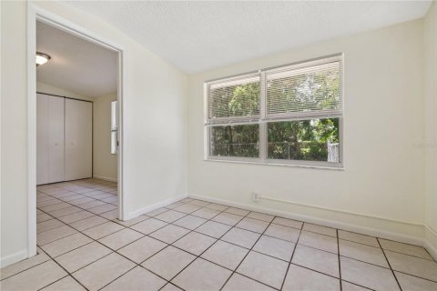 Casa en venta en Seffner, Florida, 3 dormitorios, 91.51 m2 № 2216114 - foto 8