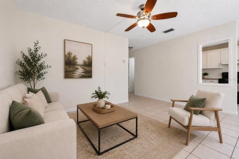 Casa en venta en Seffner, Florida, 3 dormitorios, 91.51 m2 № 2216114 - foto 3