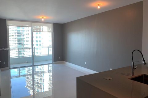 Apartment in Miami, Florida 1 bedroom, 69.49 sq.m. № 1957203 - photo 5