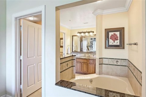 Condo in Four Corners, Florida, 3 bedrooms  № 1620725 - photo 18