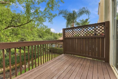 Townhouse in Tampa, Florida 3 bedrooms, 171.31 sq.m. № 2412536 - photo 15