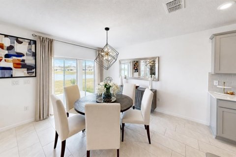 Casa en alquiler en Plant City, Florida, 4 dormitorios, 268.49 m2 № 2211115 - foto 5