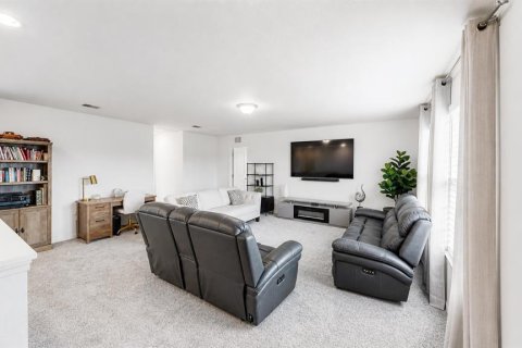Casa en alquiler en Plant City, Florida, 4 dormitorios, 268.49 m2 № 2211115 - foto 14