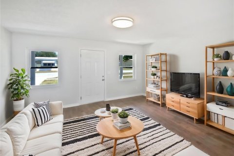 Casa en venta en Zephyrhills, Florida, 2 dormitorios, 82.13 m2 № 1675642 - foto 8